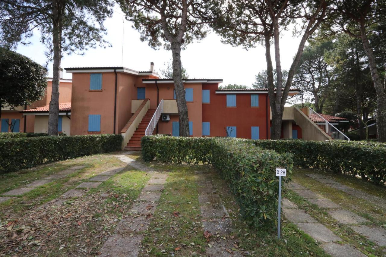 Villaggio Euro Residence Club Μπιμπιόνε Εξωτερικό φωτογραφία